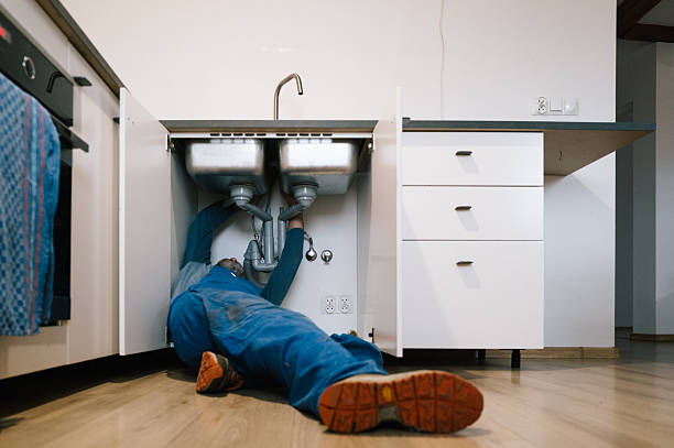 Professional Pipe Repair technician working in White Marsh, MD